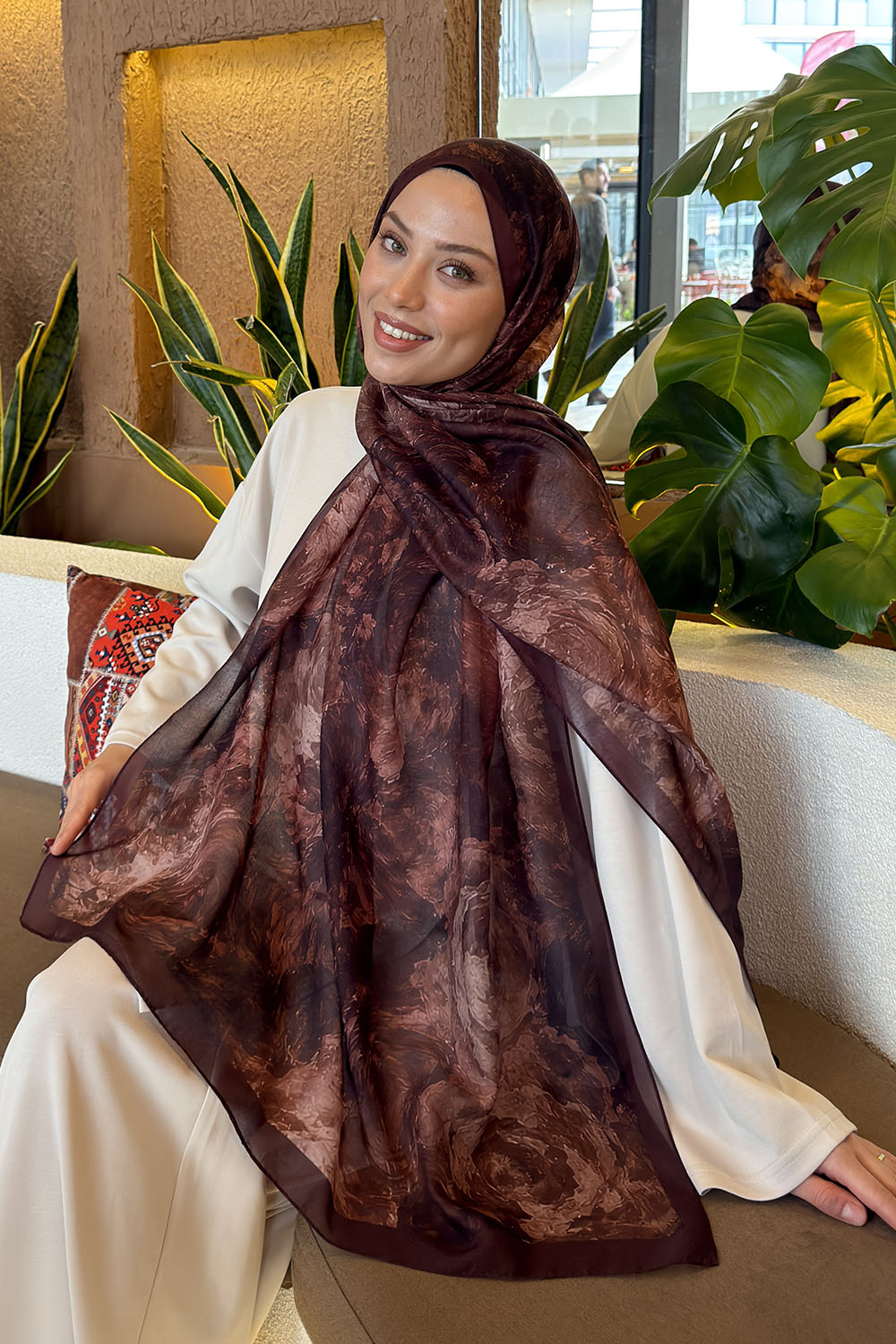 Lamelif Gül Çiçek Desen Ferah Şal Açı Kahve