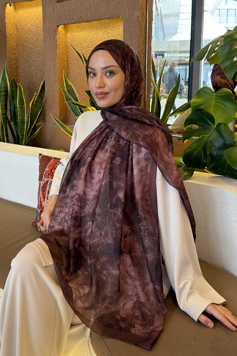 Lamelif Gül Çiçek Desen Ferah Şal Kahverengi