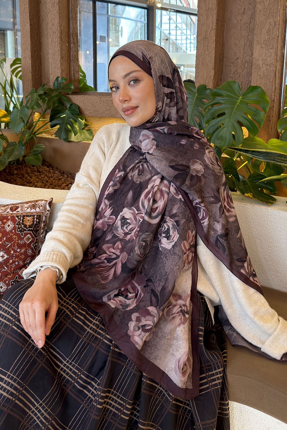 Lamelif Çiçek Desen Bambu Şal Eflatun