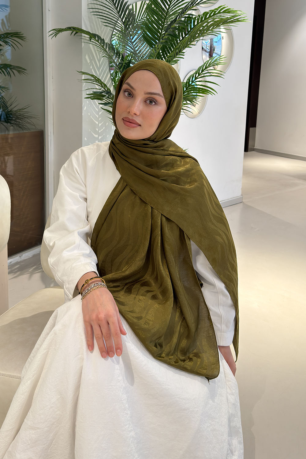 Lamelif  Shine Desen Ayrobin Floş Jakar  Şal Asker Yeşili