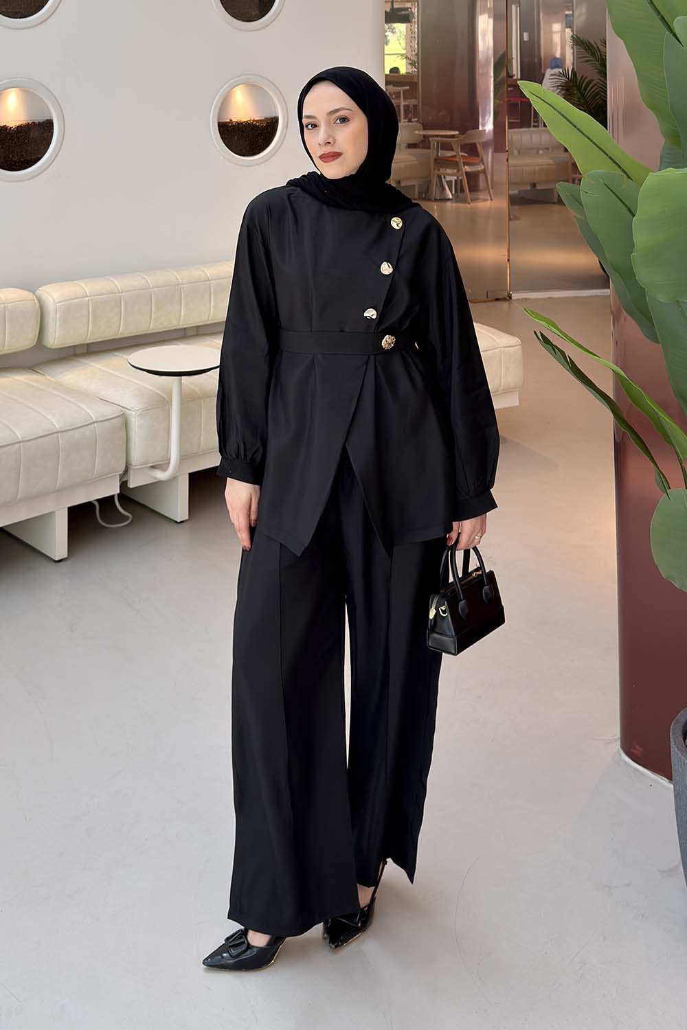 Black Crew Neck Long Arm Cupra Regular Trousers Material Suit