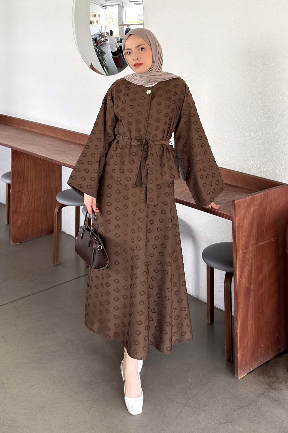 Brown Crew Neck Long Arm Cotton Straight Skirt Suit