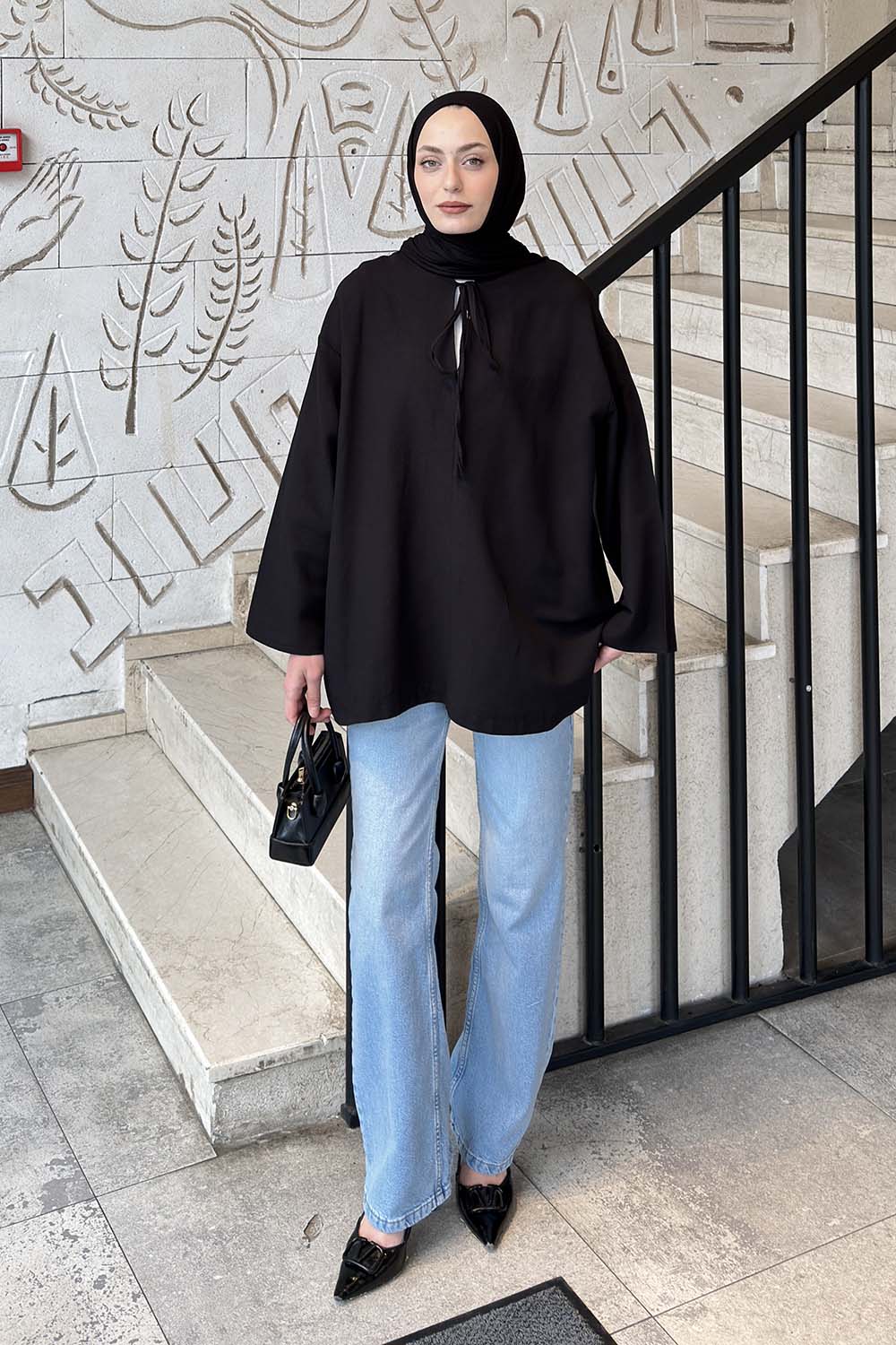 Black Mandarin Collar Long Arm Linen Shirt