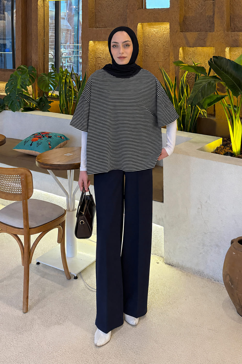 Lamelif Çizgili T-shirt Siyah-Ekru