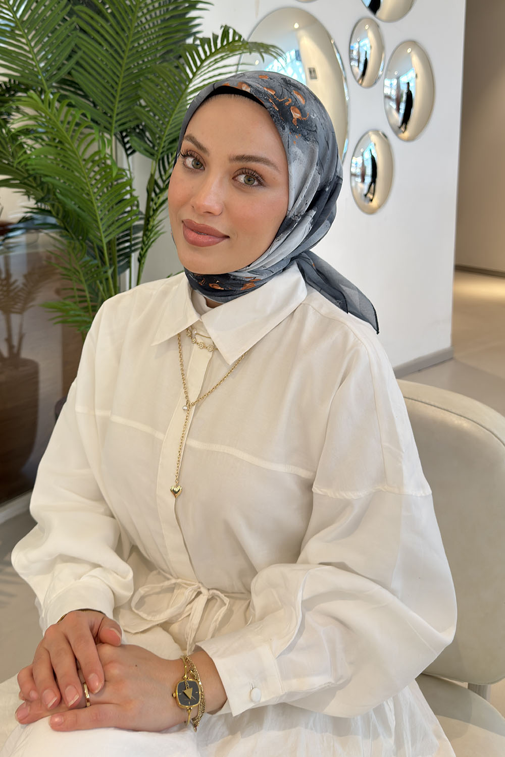 Lamelif Bohem Çiçek Desen Soft Eşarp Füme