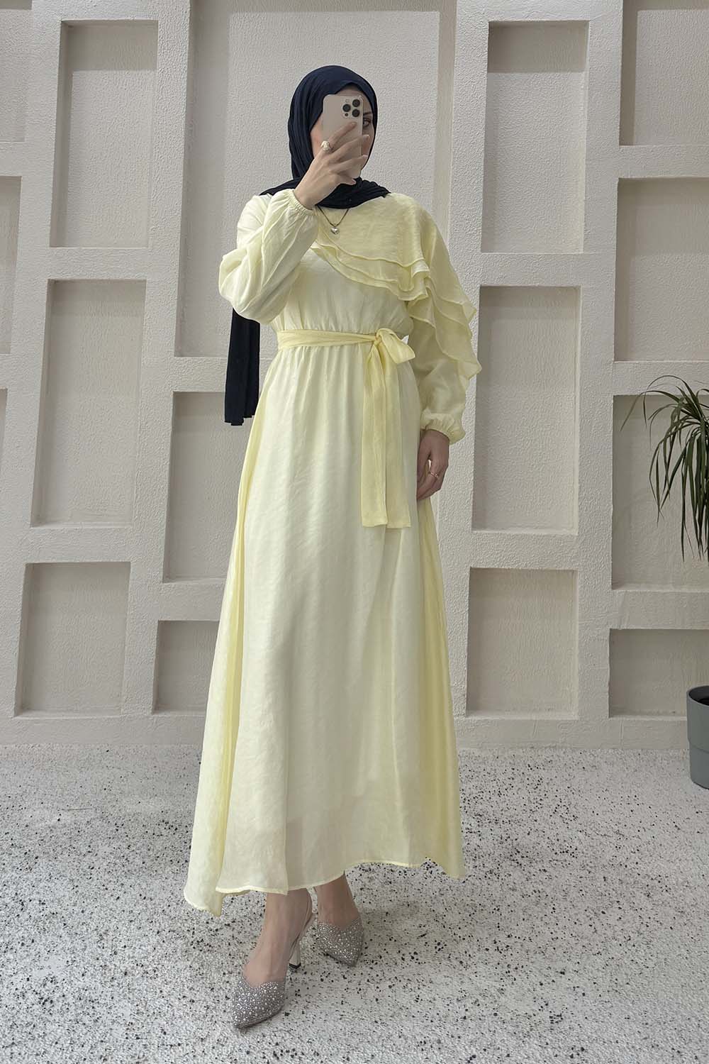 Lamelif Katlı Volan Detaylı Kuşaklı Elbise Sarı