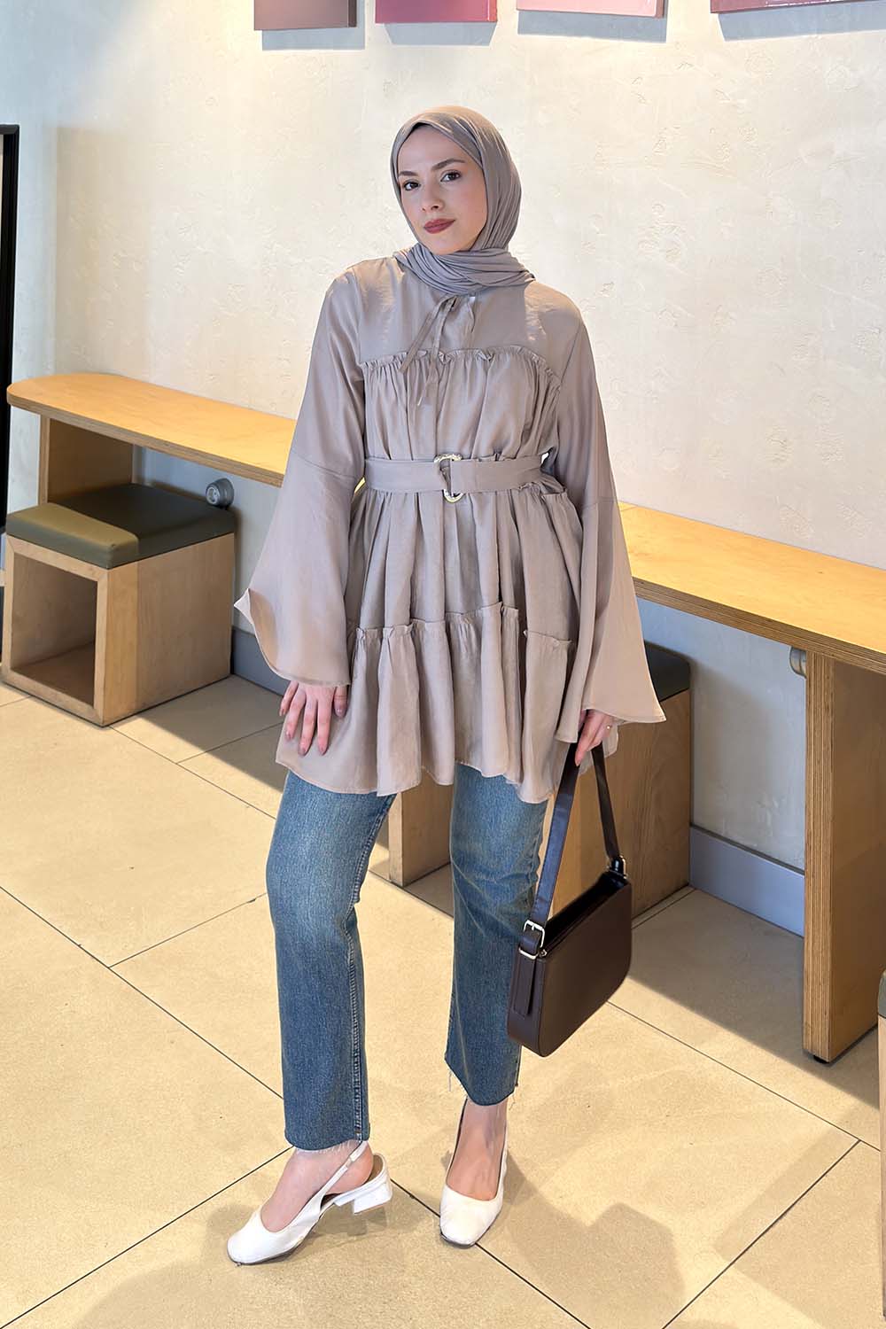 Lamelif Kat Detaylı Bağlamalı Tunik Bej