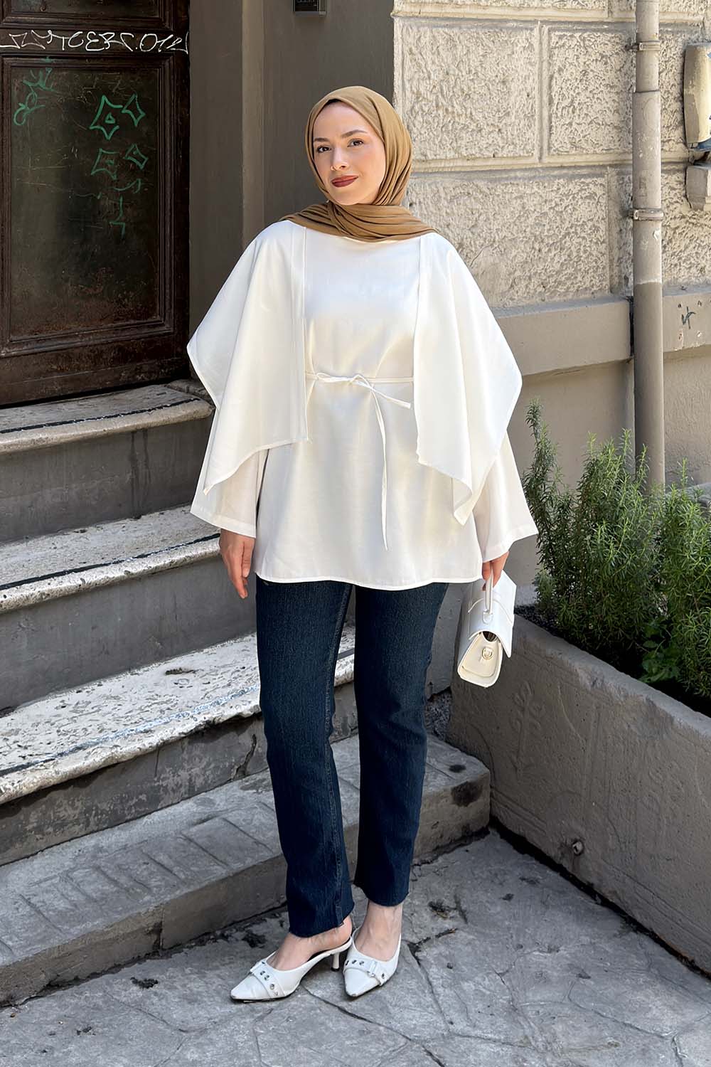 White Crew Neck Sandy Fabric Unprinted Tunic