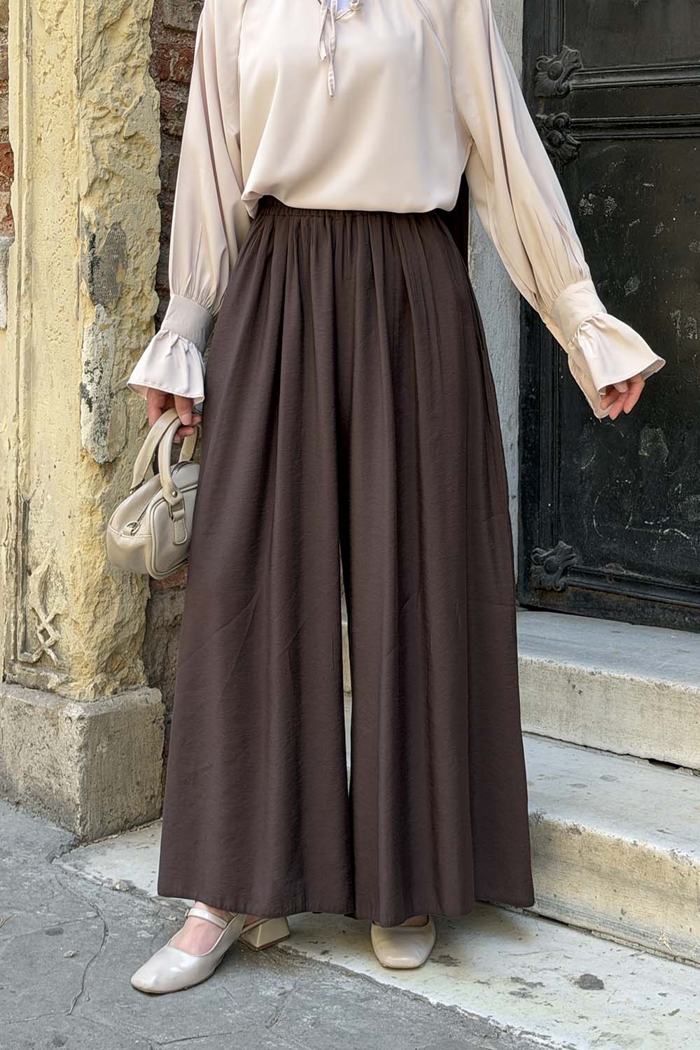 Bitter Brown Tensel Elastic Waist Comfortable Pants