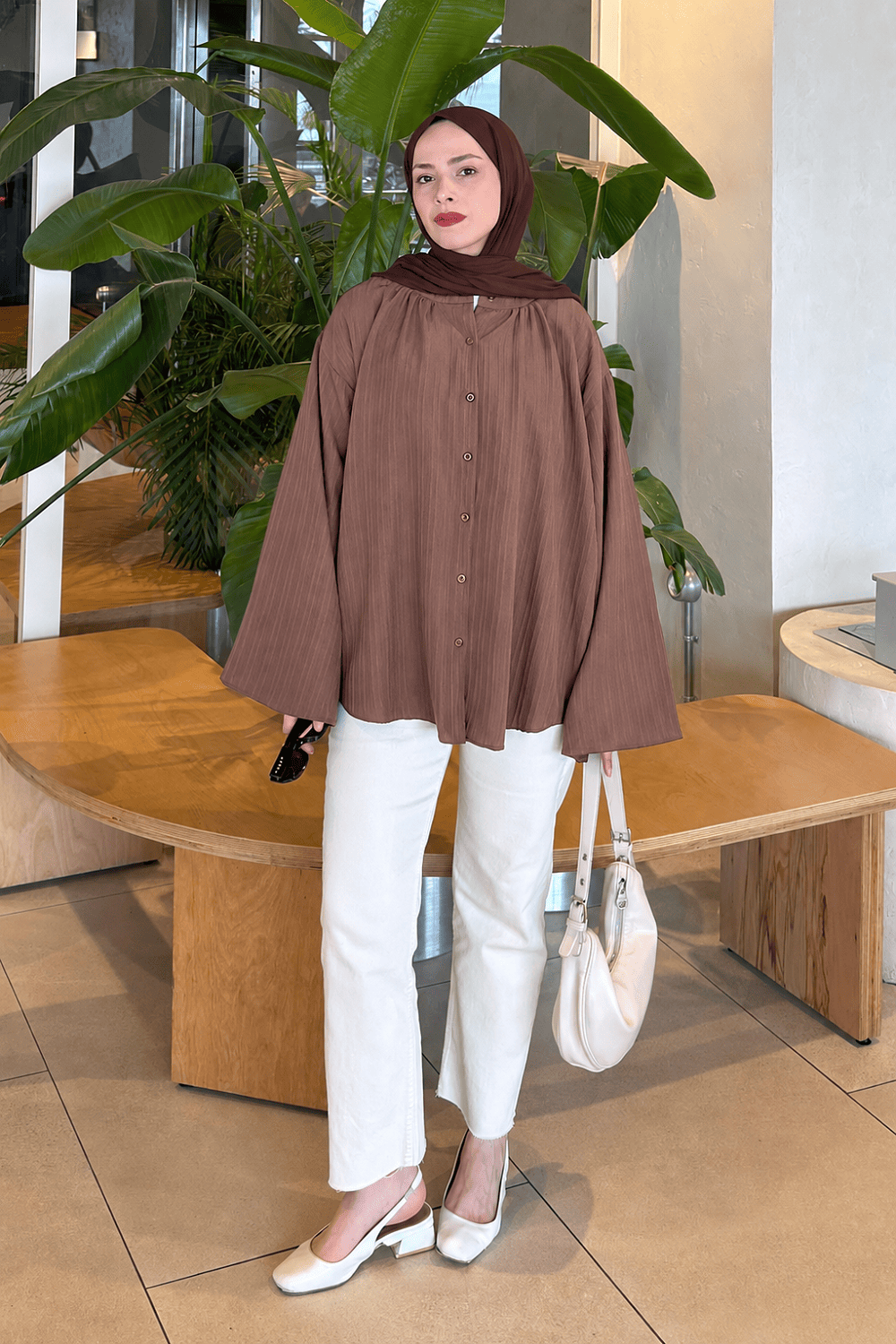 Lamelif Çizgi Detaylı Oversize Tesettür Gömlek Kahverengi