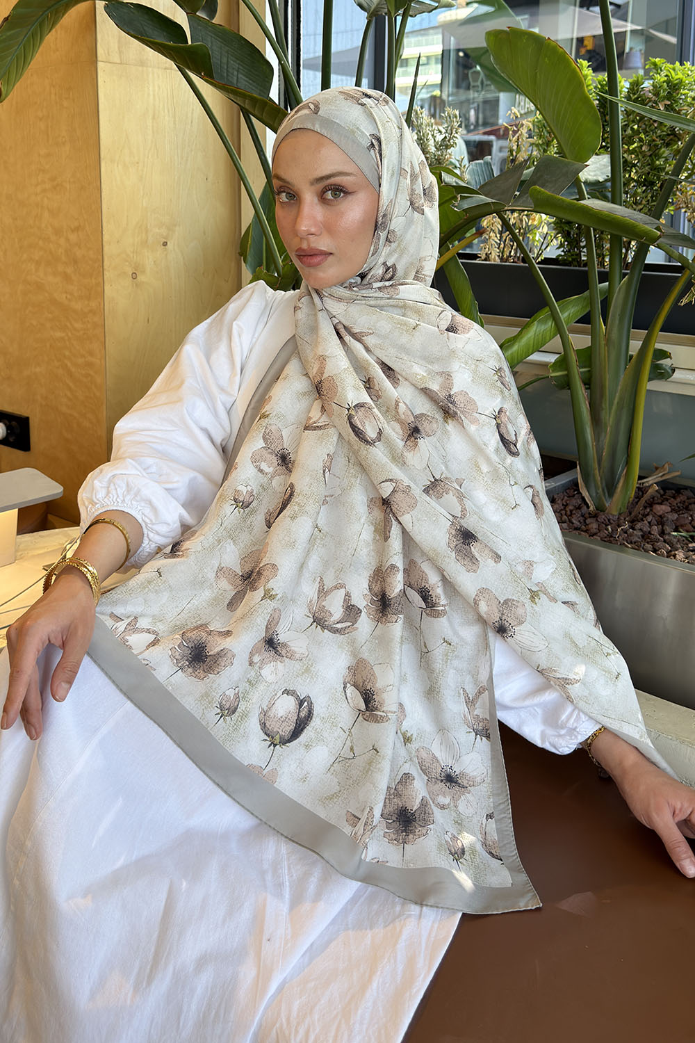 Lamelif Çiçek Desen Lara Soft Şal Mint Yeşili