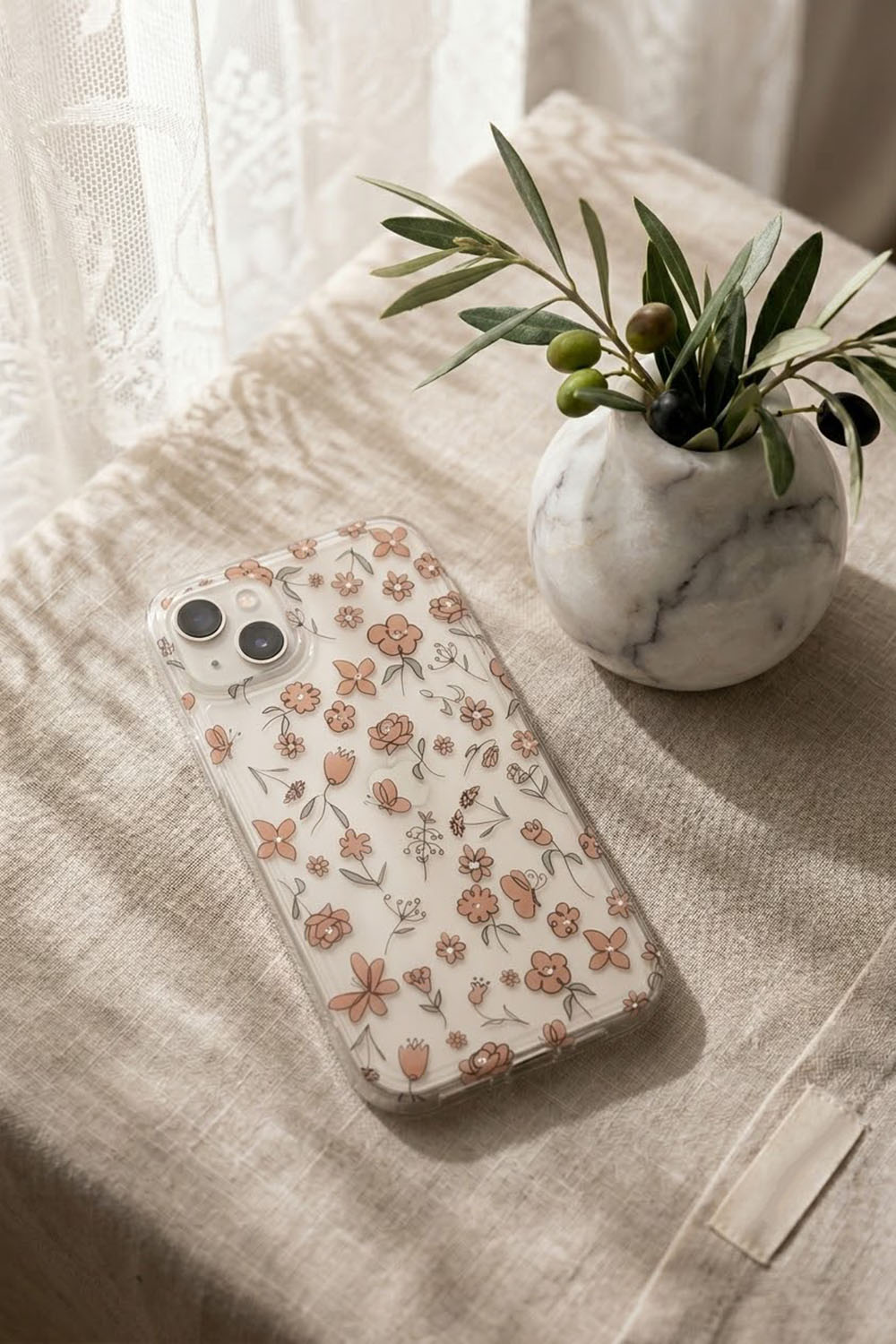 Lamelif iPhone 11 Güllü Çiçekli Taşlı Telefon Kılıfı
