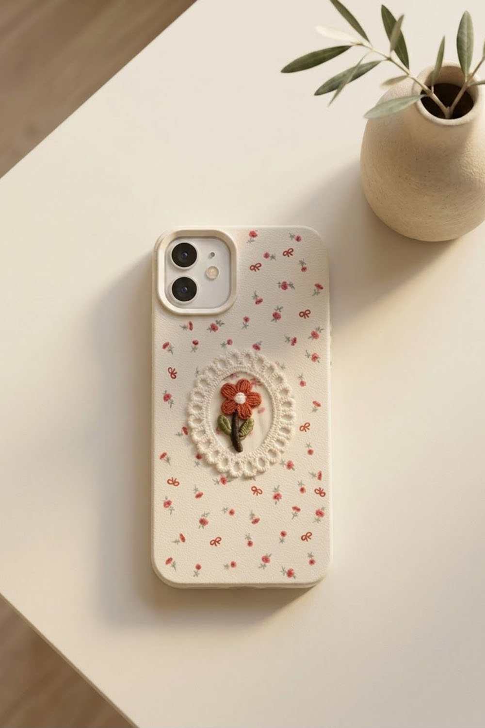 Lamelif iPhone 11 Vision Trend Dantel Çerçeveli Nakış İşlemeli  Detaylı Kılıf
