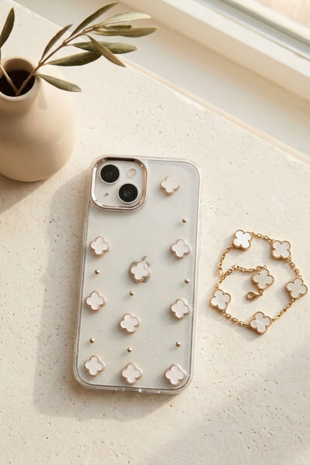 Lamelif iPhone 15 Van Celef Detaylı Ekonomik Telefon Kılıfı