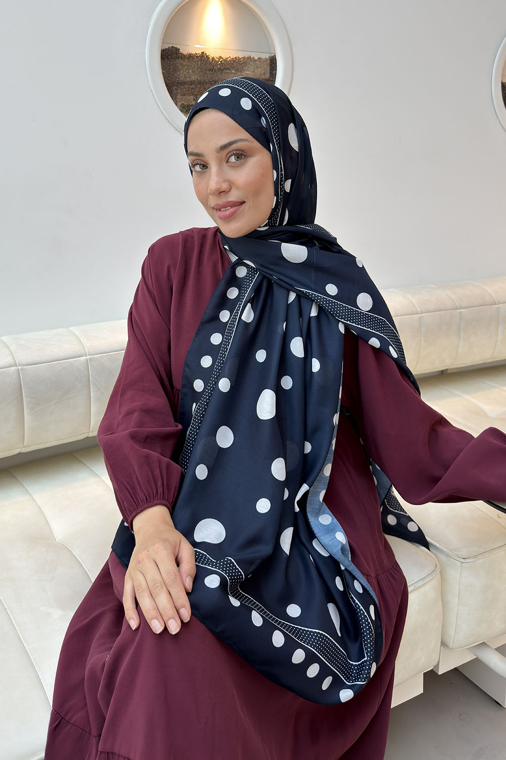 Lamelif Puantiye Desen Soft Şal Lacivert