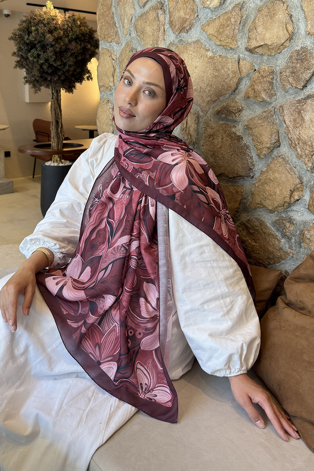 Lamelif Çiçek Desen Lara Soft Şal Bordo