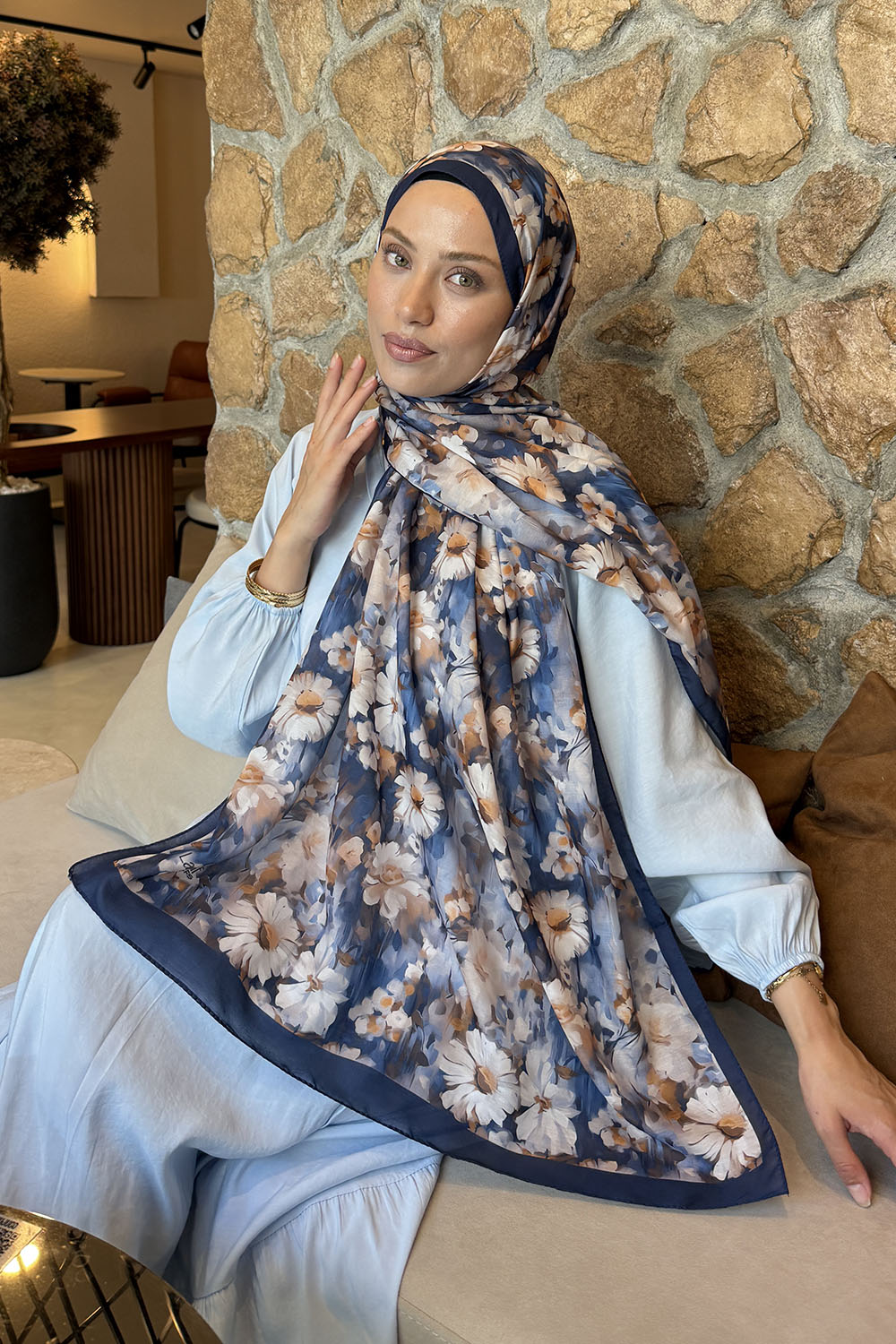 Lamelif Papatya Desen Lara Soft Şal Gece Mavisi