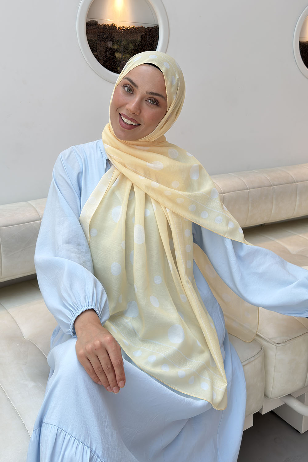 Lamelif Puantiye Desen Soft Şal Sarı