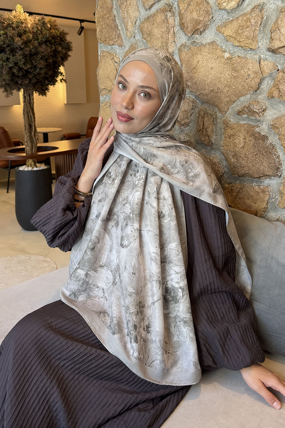 Lamelif Çiçek Desen Lara Soft Şal Mint Yeşili