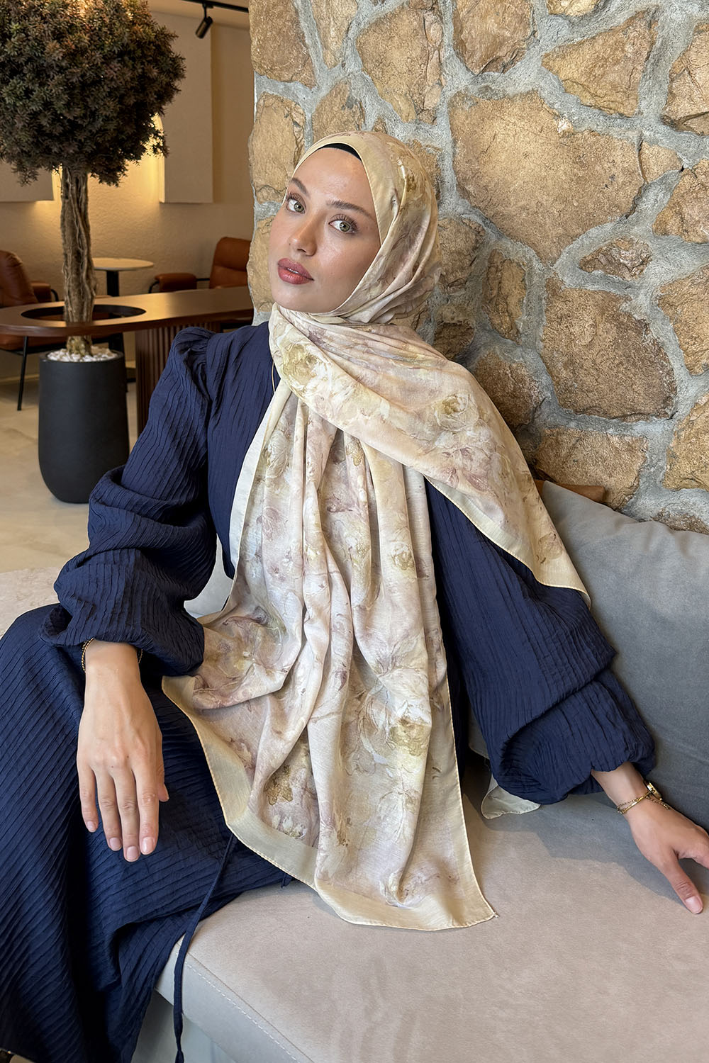 Lamelif Çiçek Desen Lara Soft Şal Sarı