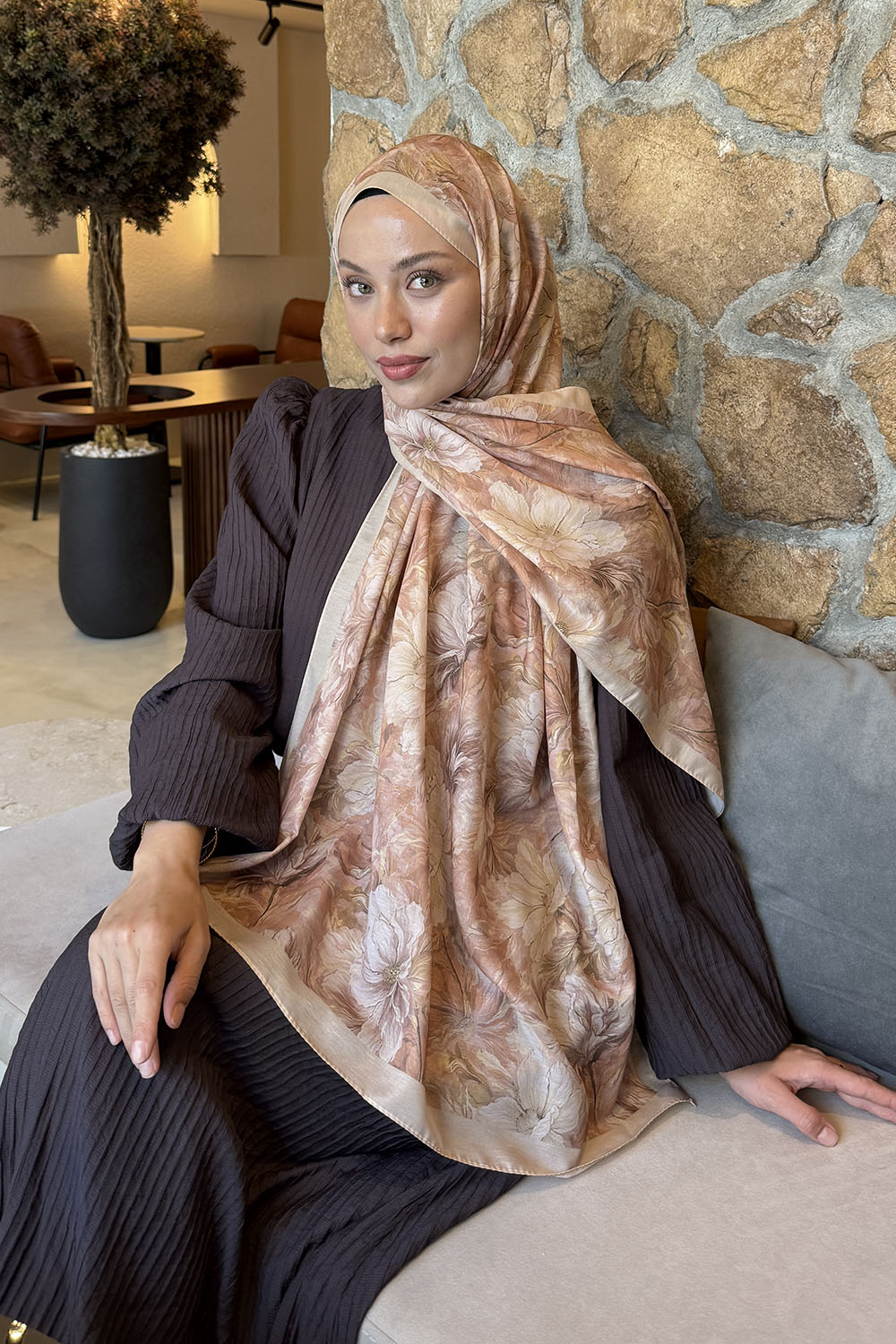 Lamelif Floral Desen Lara Soft Şal Camel