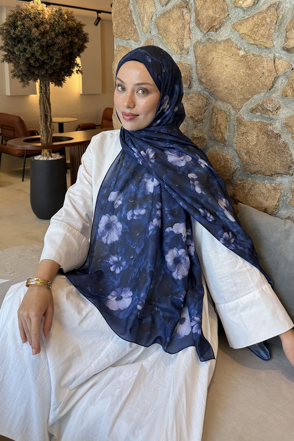 Lamelif Flower Desen Lara Soft Şal Lacivert