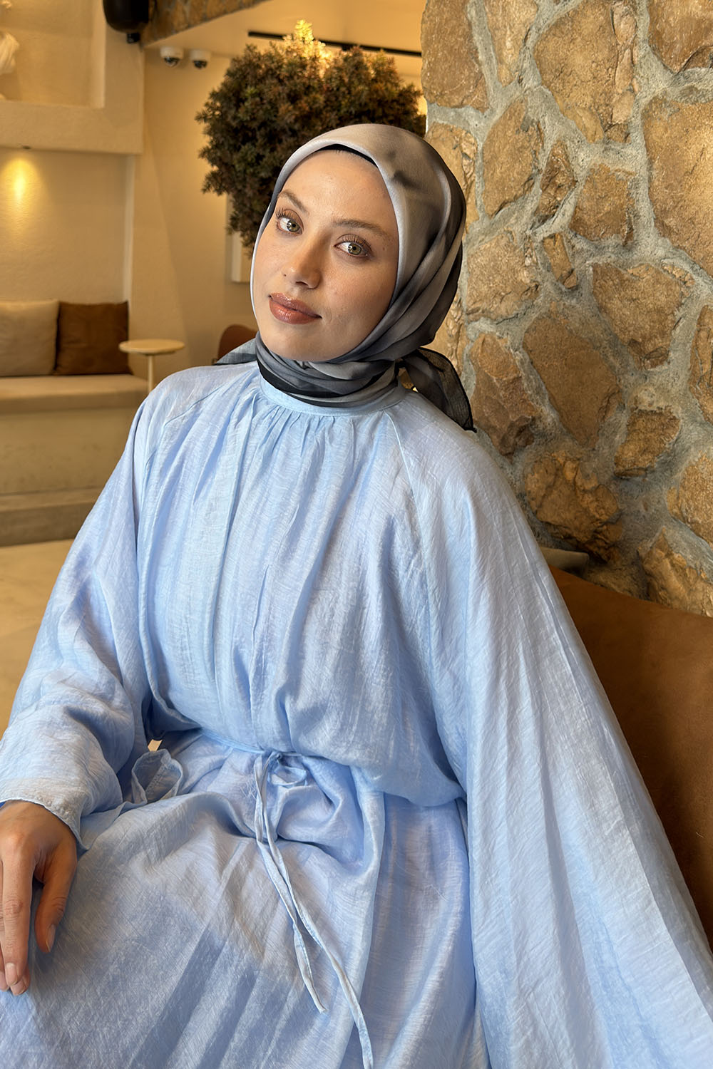 Lamelif Batik Desen Soft Eşarp Siyah Beyaz