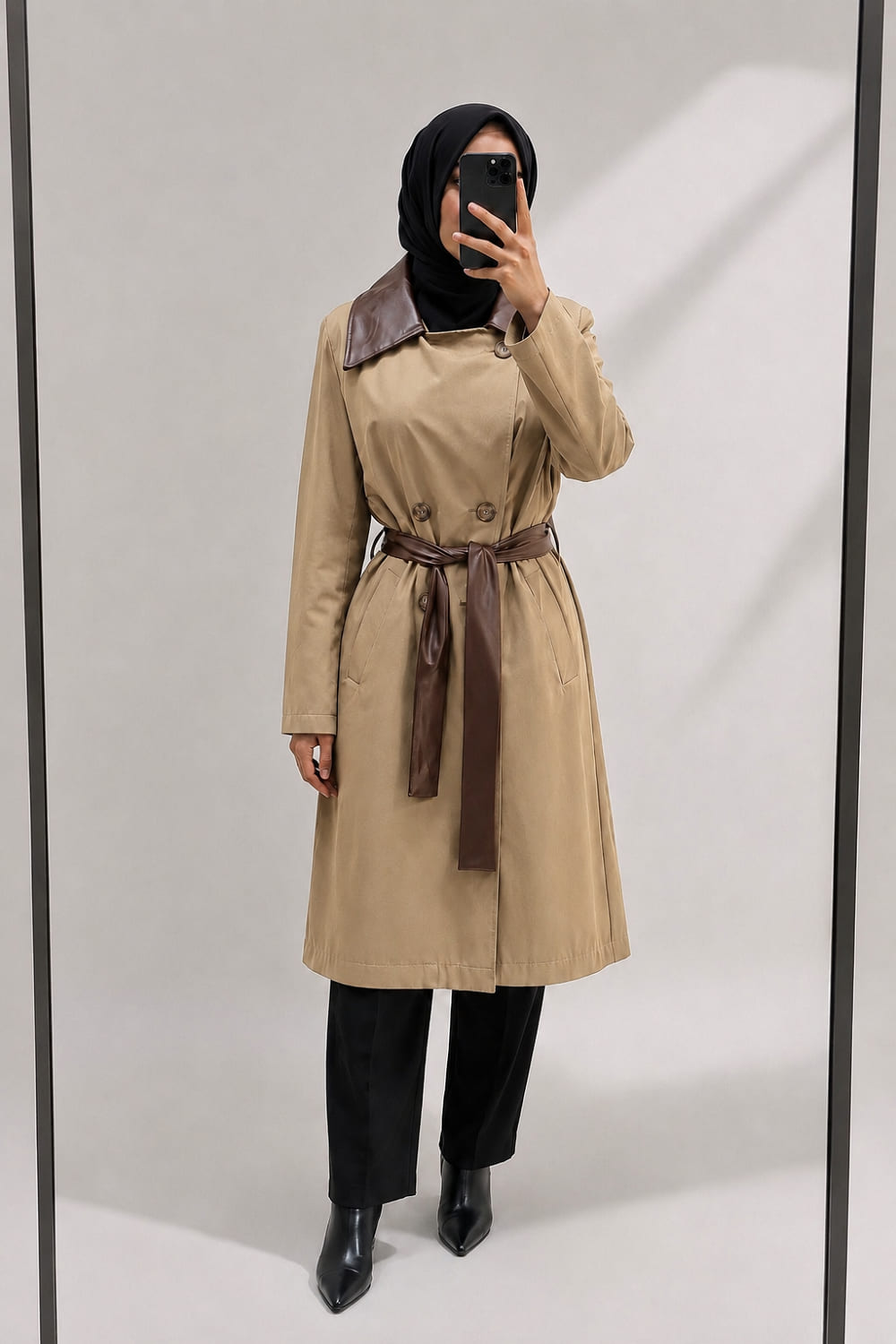 Lamelif Deri Detaylı Trençkot Camel