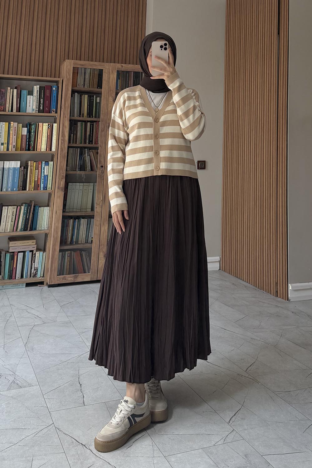 Lamelif Çizgili Crop Hırka Camel