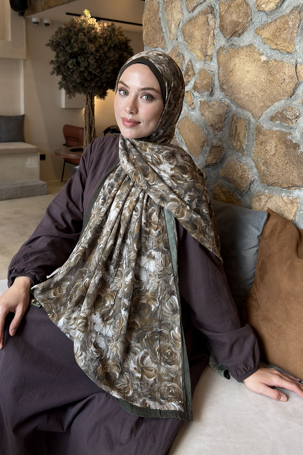 Lamelif Rose Garden Desen Bambu Şal Asker Yeşili