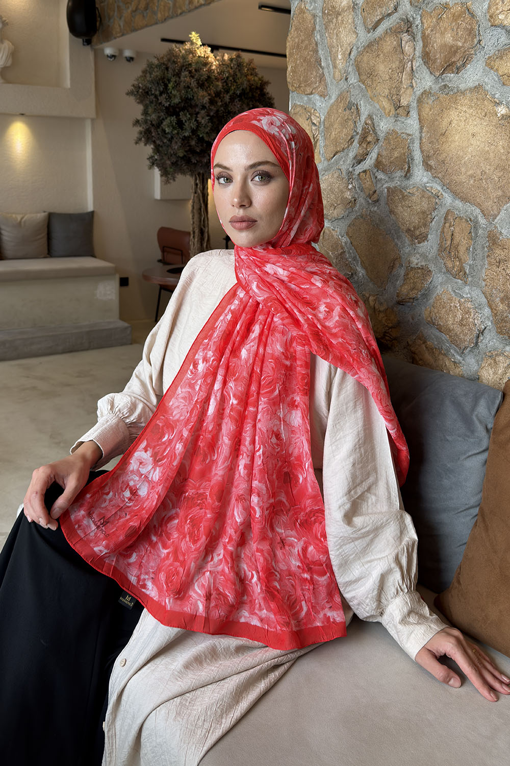 Lamelif Rose Garden Desen Bambu Şal Kırmızı