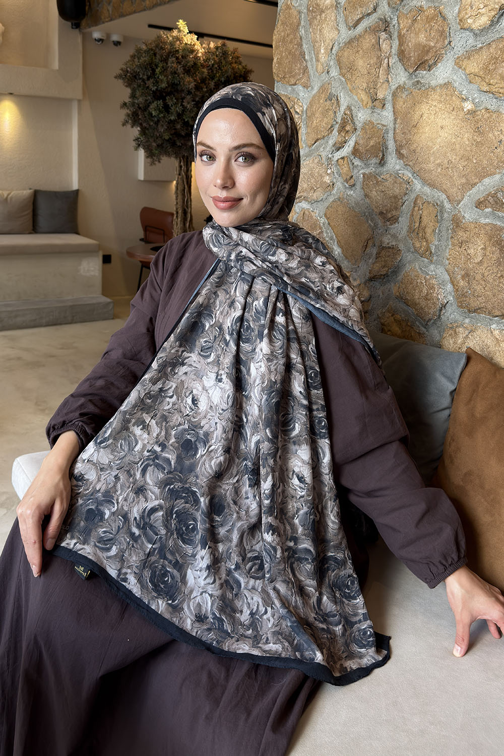 Siyah Vizon Cotton Fabric Flowering Shawl