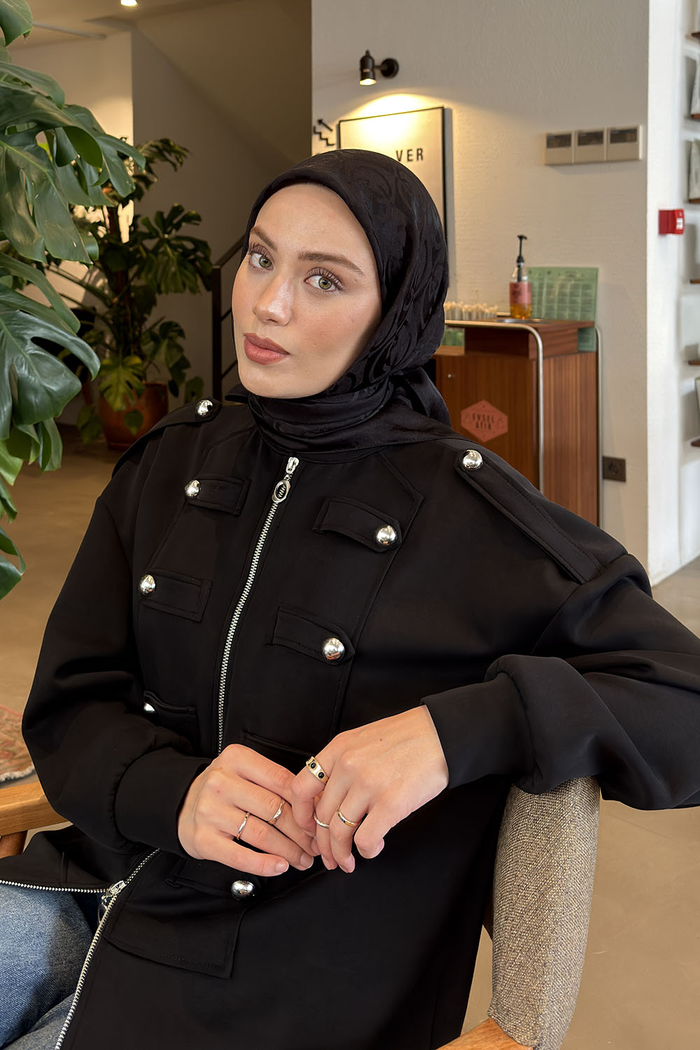 Lamelif GG Desen Ayrobin Floş Jakar Eşarp Siyah