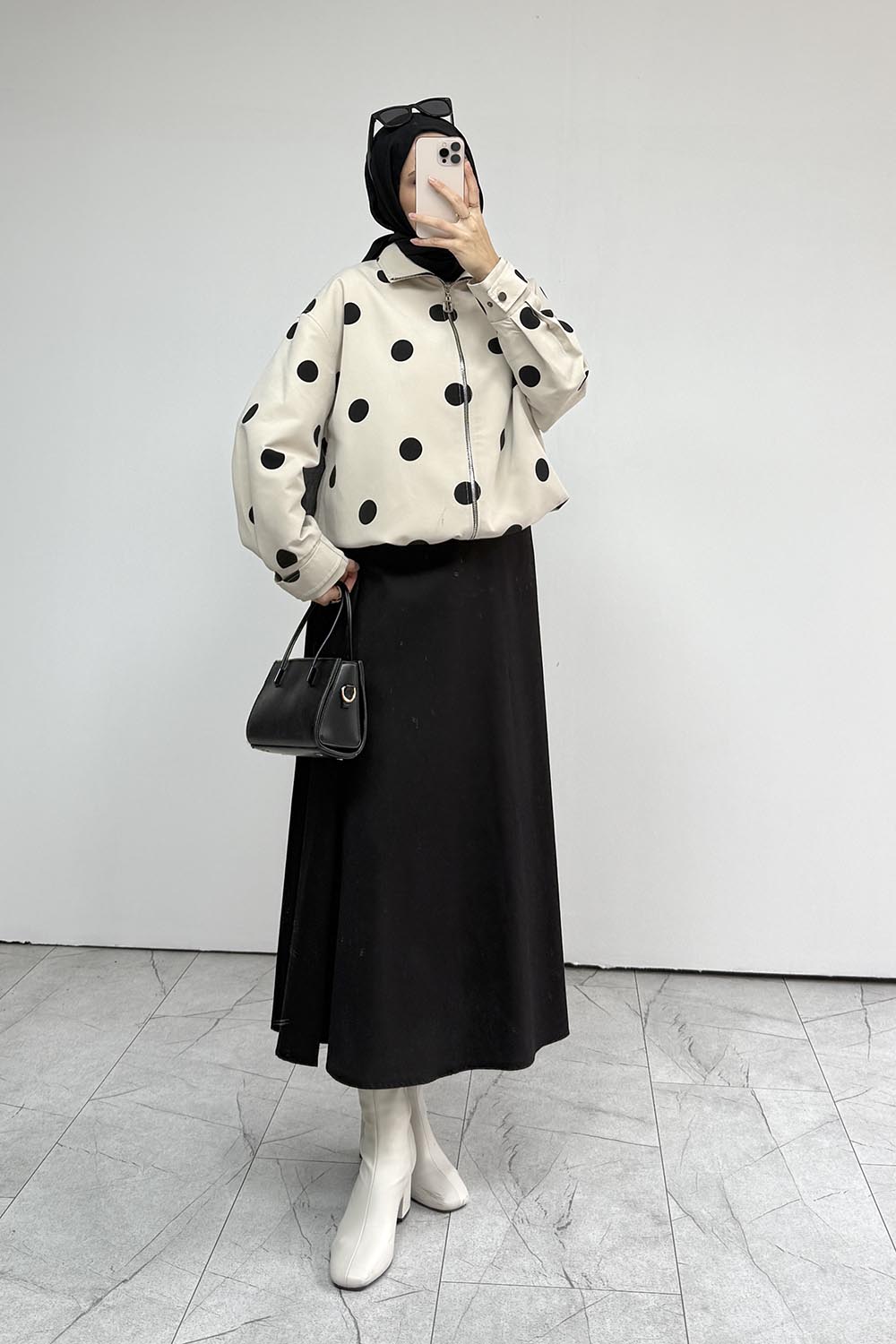 Stone Zippered Neck Long Arm Jacket