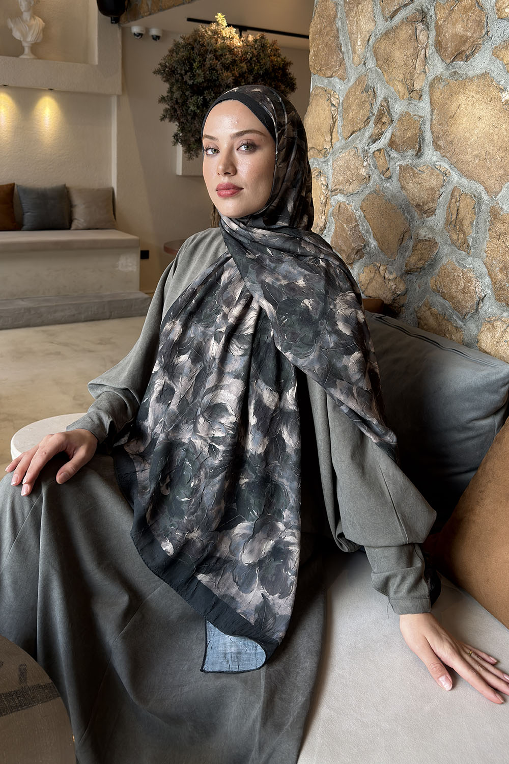 Yaprak Yesili Cotton Fabric Flowering Shawl