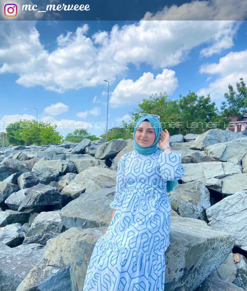 Pastel Green Crew Neck Cotton Printed Dresess