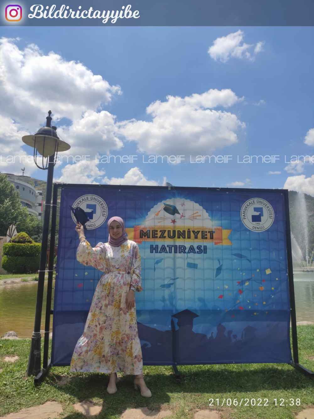 Modalamelif Çiçek Desenli Etek Ucu Volanlı Saten Elbise Sarı- Lila