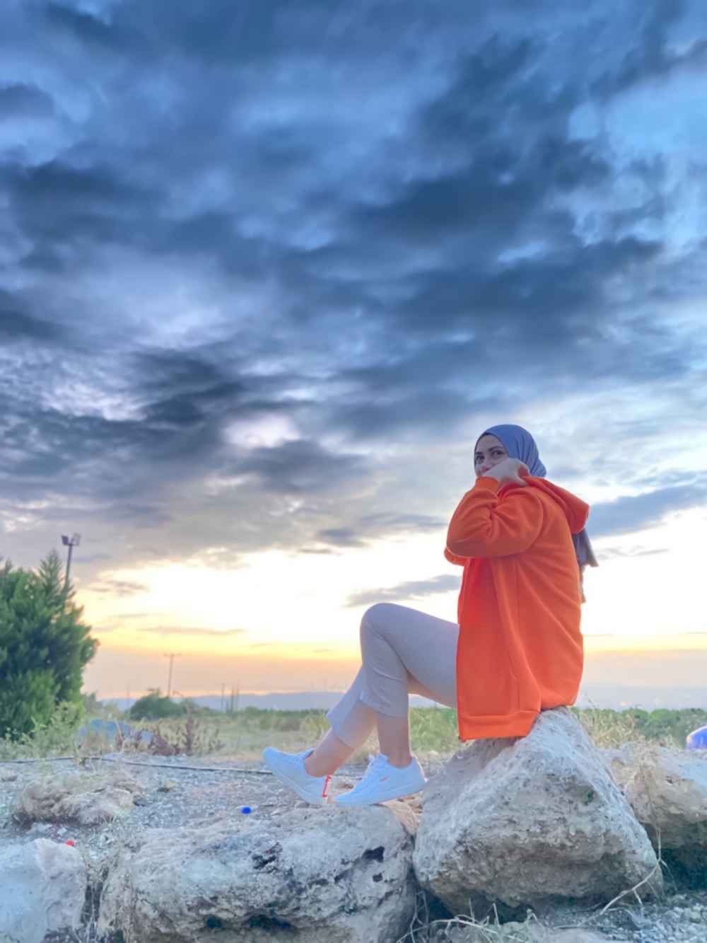 Lamelif Kapüşon Detaylı Kanguru Cepli Fermuarlı Hırka Turuncu