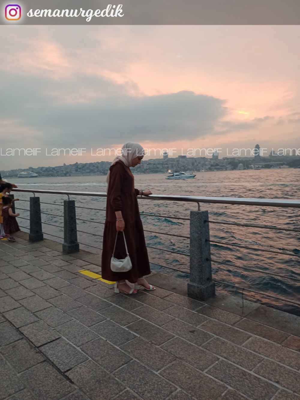 Modalamelif Lora Fırfır Detaylı Elbise Acı Kahve