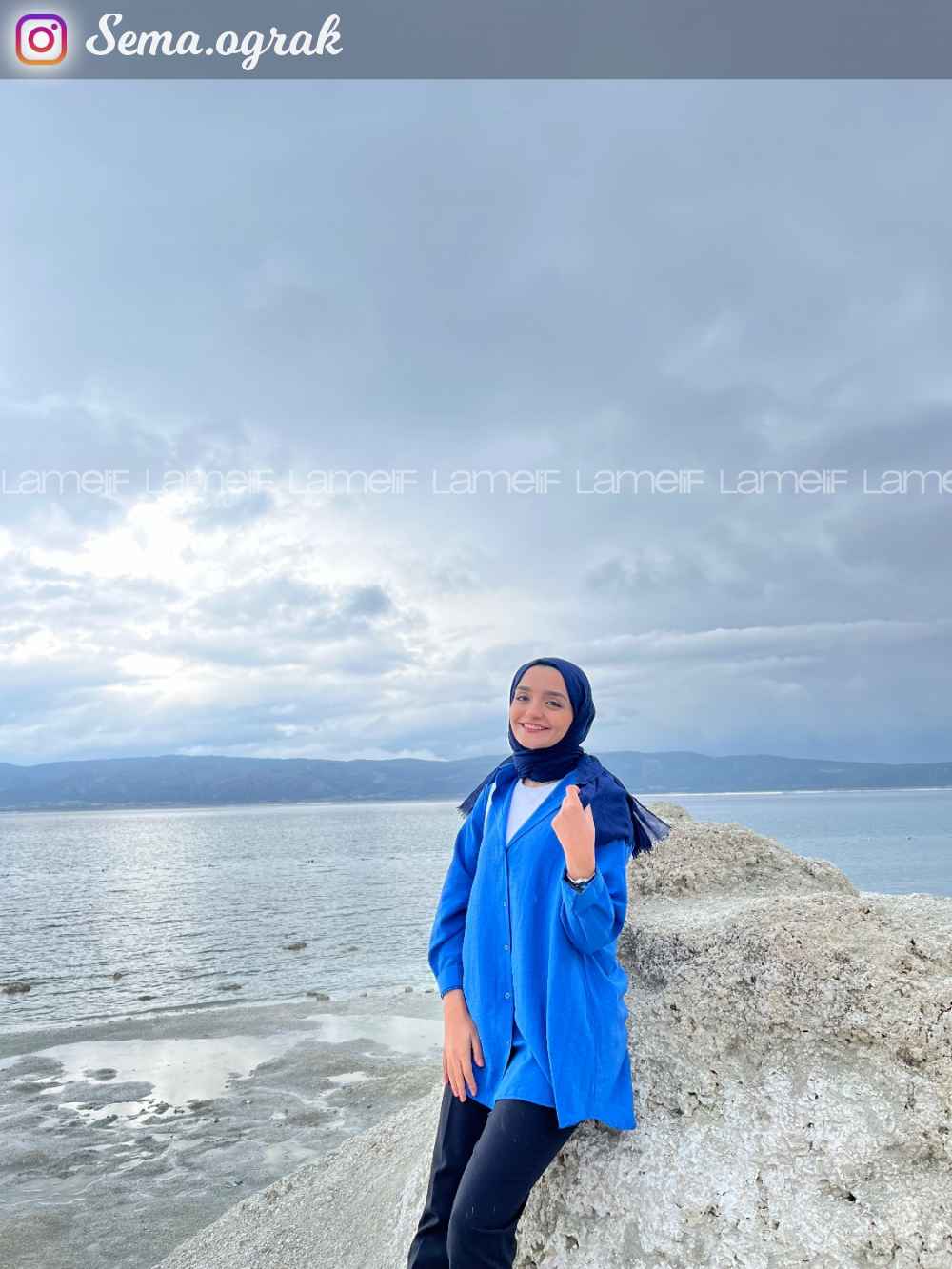 Lamelif Çizgi Geçişli Gömlek Mavi