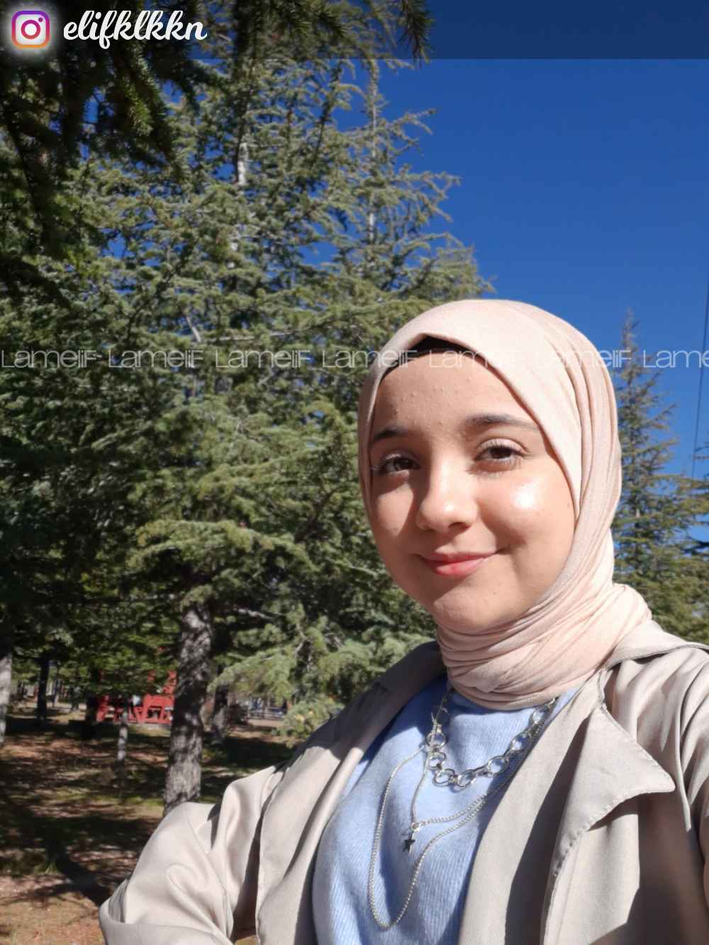 Beige Combed Fabric Straight Shawl