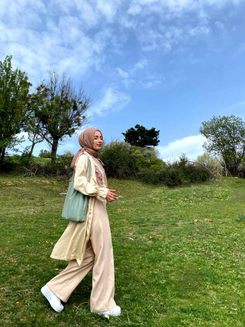 Lamelif Kol Lastikli Belden Bağlamalı Trenç Taş