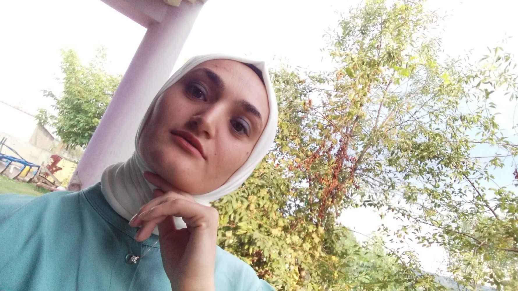 Lamelif Kırık Beyaz Penye Şal