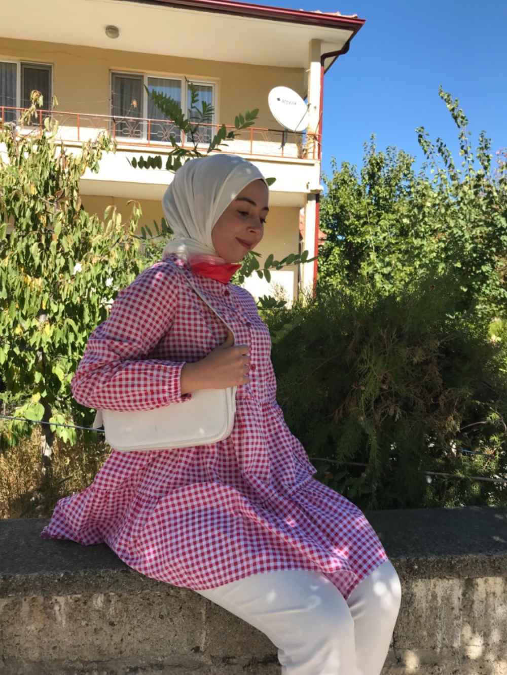 Lamelif Kırık Beyaz Penye Şal