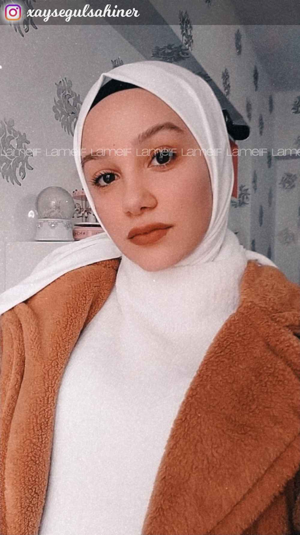 Lamelif Kırık Beyaz Penye Şal