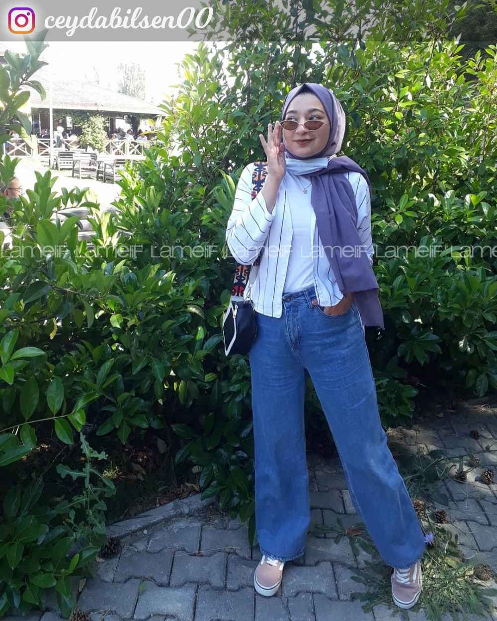 Light Blue Denim Normal Waist Denim Pants
