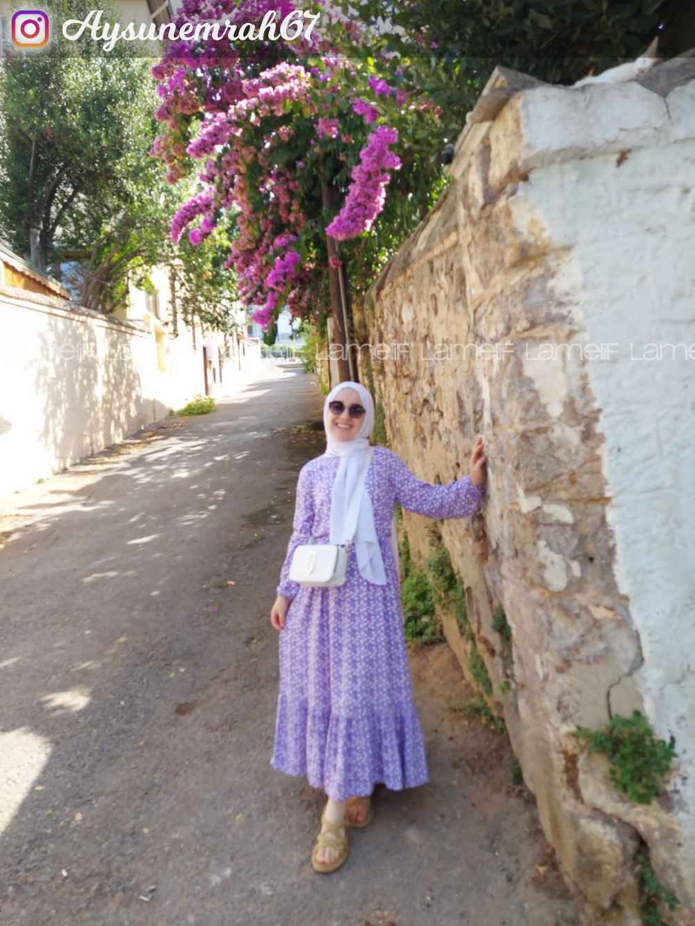 Lamelif Deri Görünümlü Metal Detay Çanta Beyaz