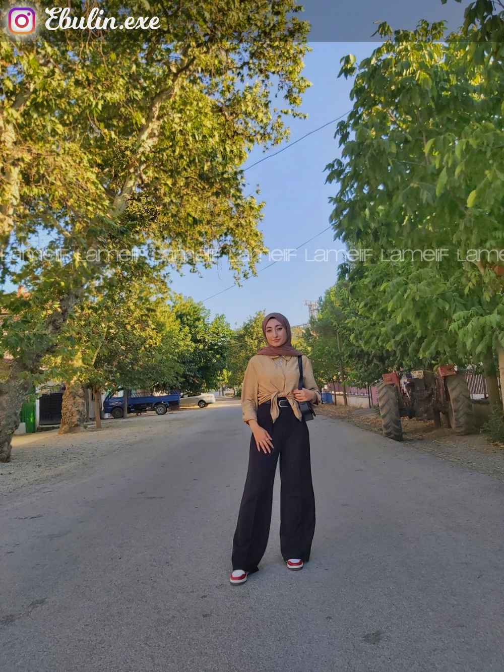 Lamelif Çift Pensli Bol Paça Pantolon Siyah