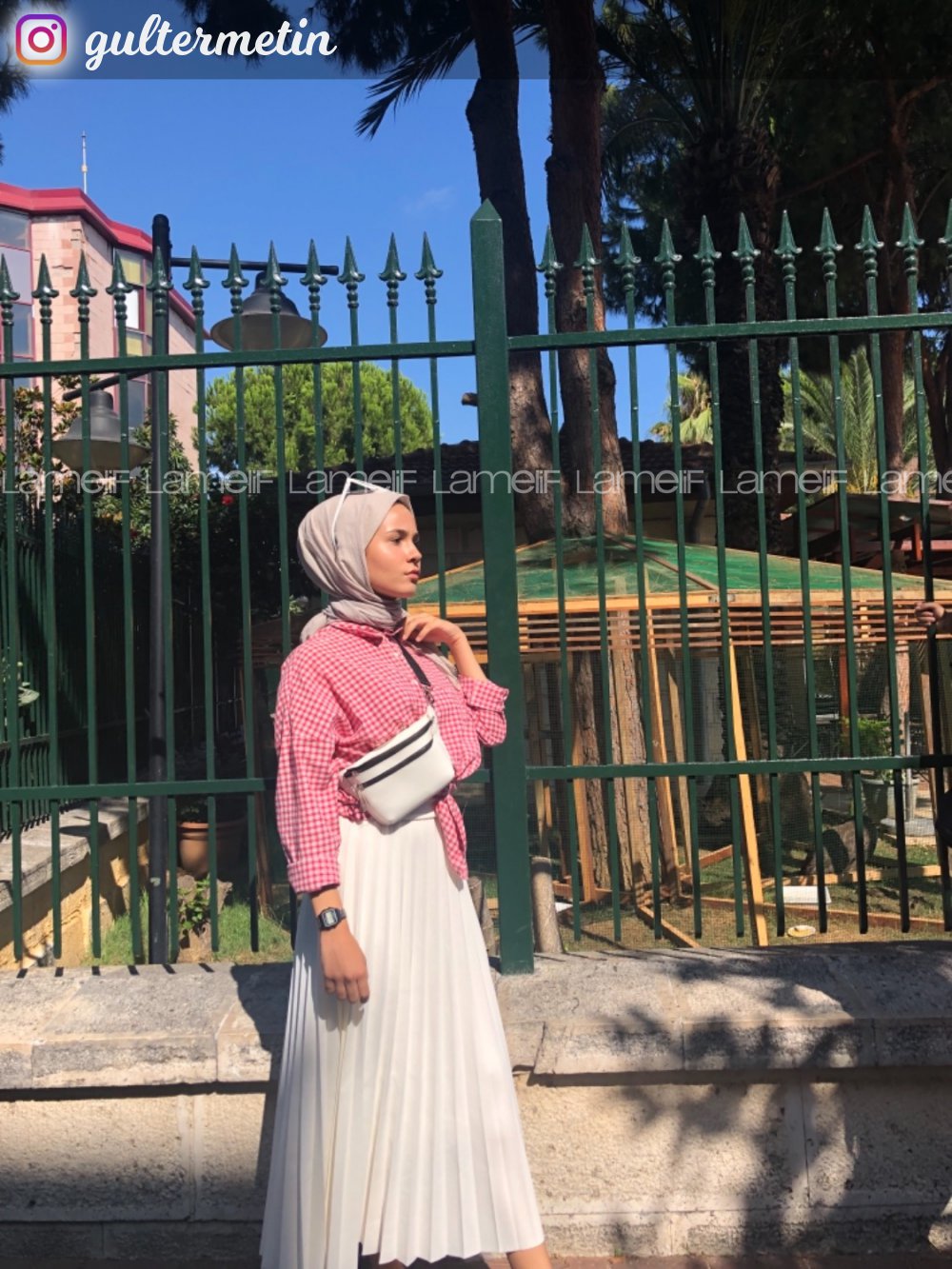 White Mira Fabric Unprinted Pleated Skirt