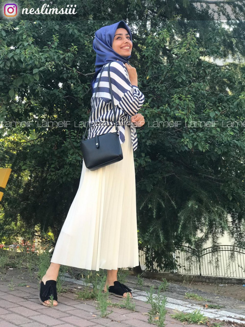 White Mira Fabric Unprinted Pleated Skirt